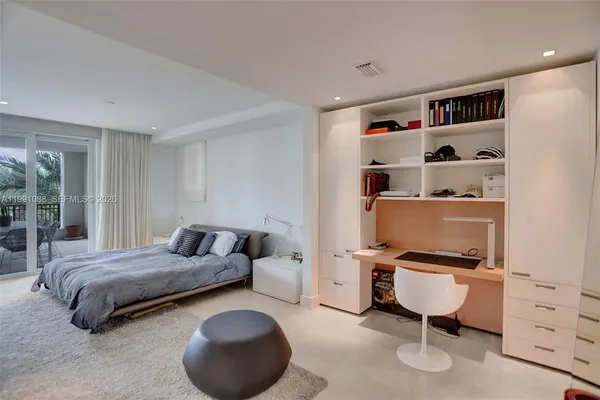 $15,000 | 3535 Hiawatha Avenue, Unit 405, Miami, FL 33133