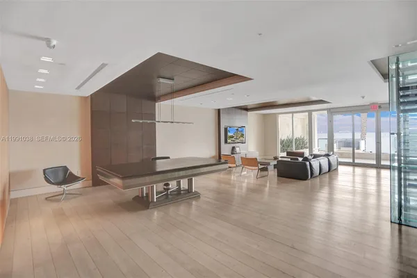 $15,000 | 3535 Hiawatha Avenue, Unit 405, Miami, FL 33133