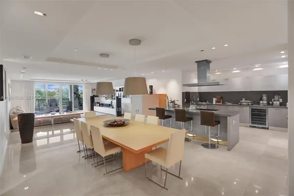 $15,000 | 3535 Hiawatha Avenue, Unit 405, Miami, FL 33133