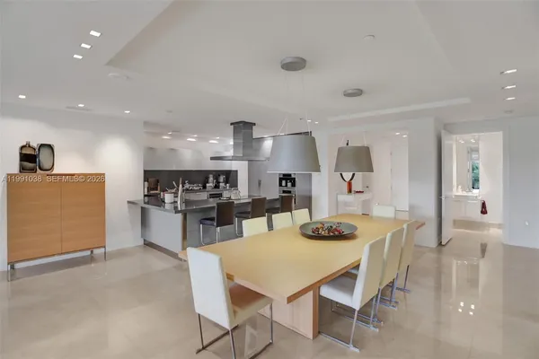 $15,000 | 3535 Hiawatha Avenue, Unit 405, Miami, FL 33133