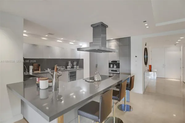 $15,000 | 3535 Hiawatha Avenue, Unit 405, Miami, FL 33133