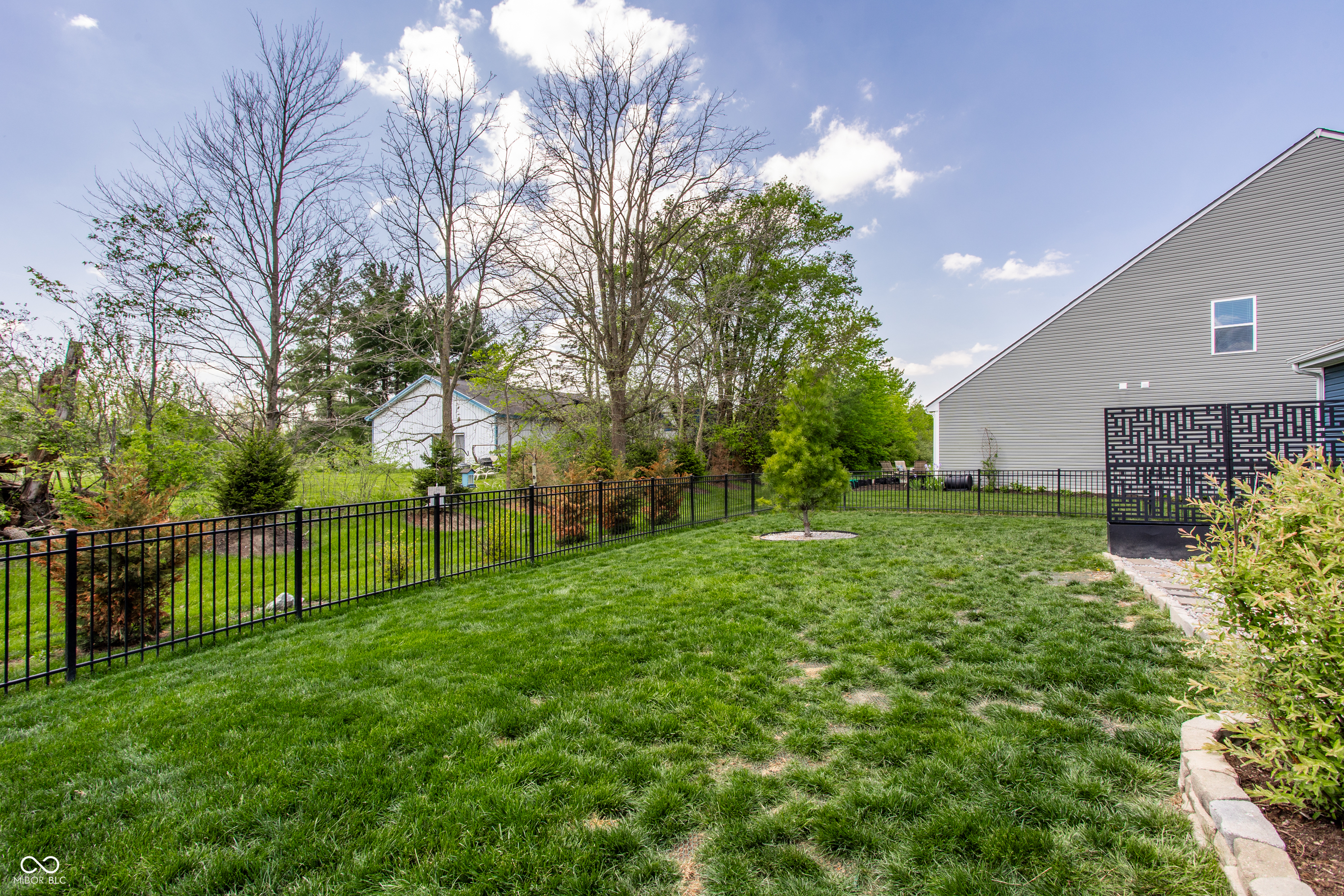 9885 Canyon Lane Pendleton, IN 46064 - Photo 2 of 42