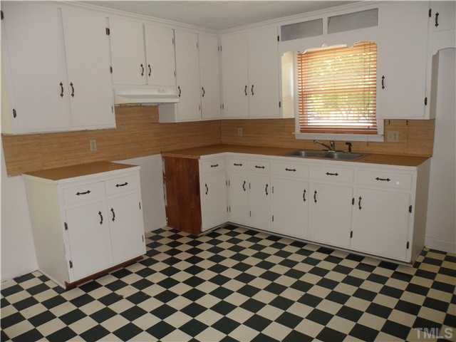 99 Gregory Street Roxboro, NC 27573 - Photo 18 of 22