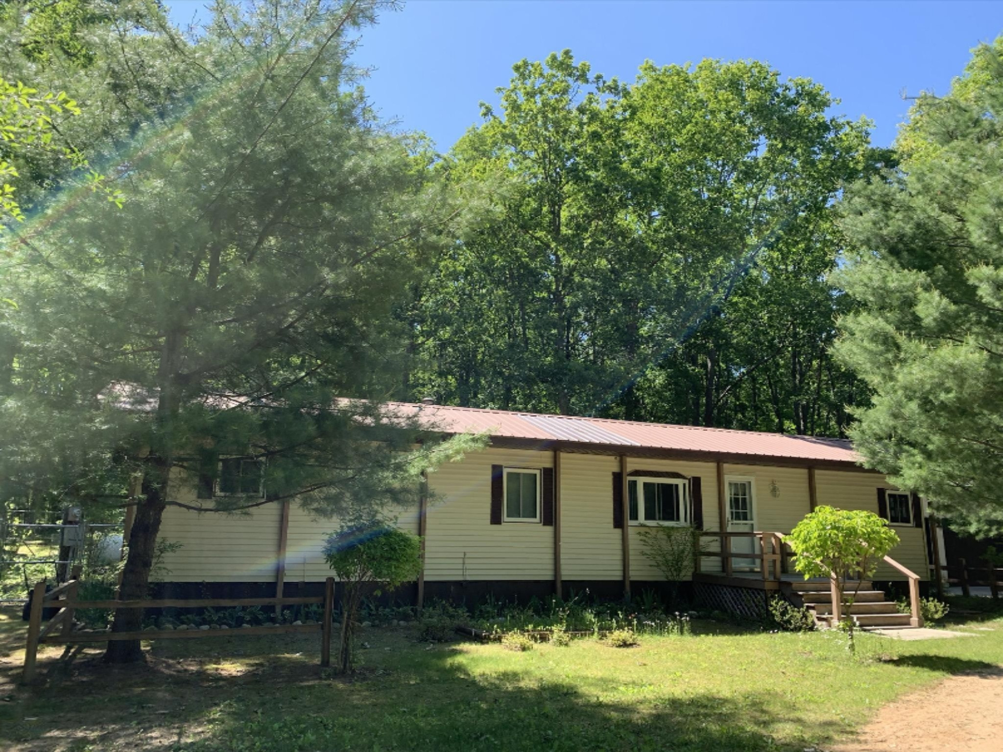 8929 North Johnson Road Irons, MI 49644 - Photo 2 of 17 IMG_0981