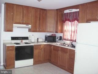 246 Rappahannock Road Colonial Beach, VA 22443 - Photo 11 of 30 Kitchen
