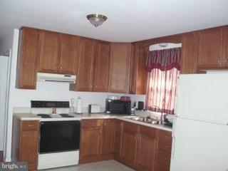 246 Rappahannock Road Colonial Beach, VA 22443 - Photo 12 of 30 Kitchen