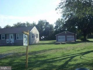 246 Rappahannock Road Colonial Beach, VA 22443 - Photo 3 of 30 Exterior (General)