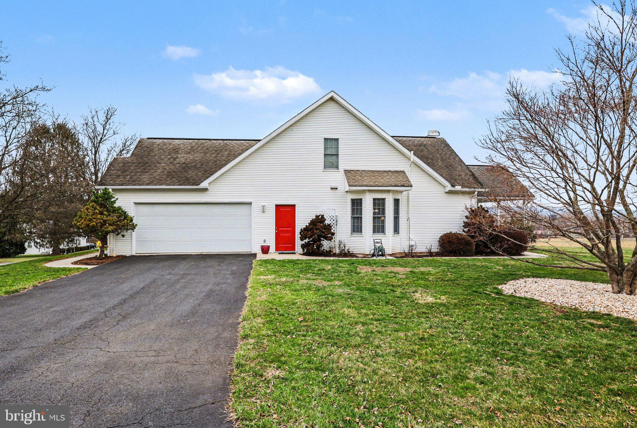400 Locust Street Halifax, PA 17032 - Photo 2 of 30