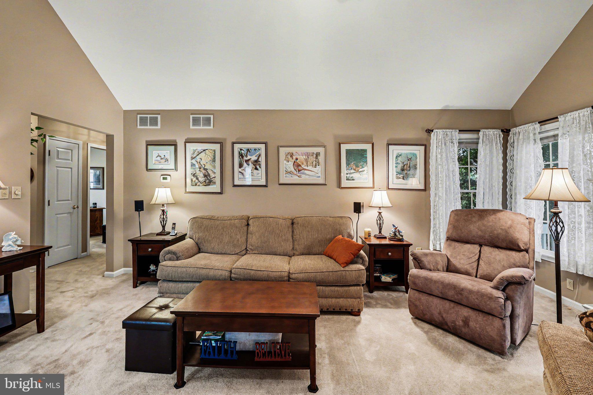 400 Locust Street Halifax, PA 17032 - Photo 7 of 30