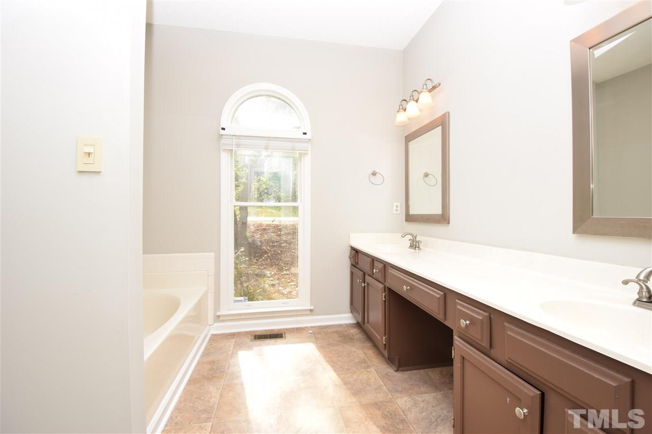 3417 Singleleaf Lane Raleigh, NC 27616 - Photo 13 of 28