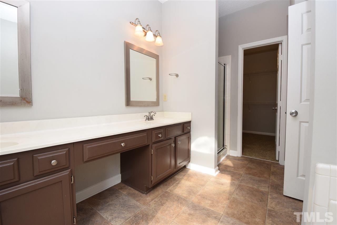 3417 Singleleaf Lane Raleigh, NC 27616 - Photo 15 of 28