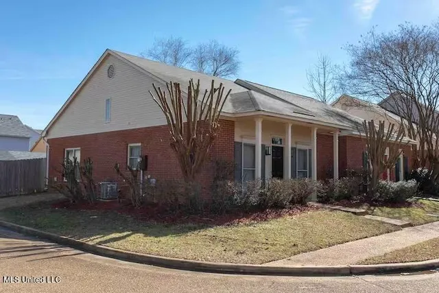 $149,900 | 128 North Brighton Drive, Jackson, MS 39211