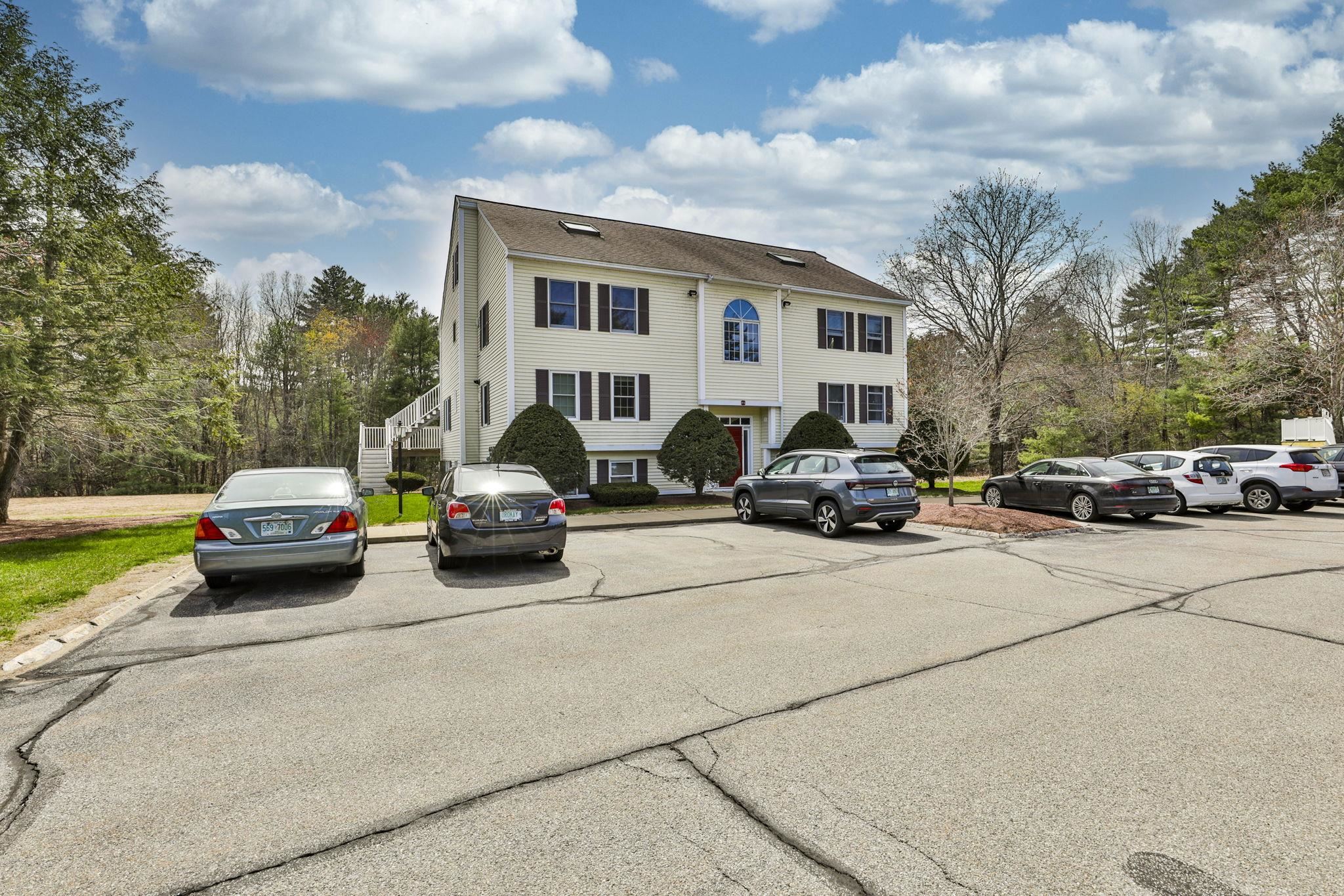 7 Corduroy Road, Unit 24 Amherst, NH 03031 - Photo 17 of 31