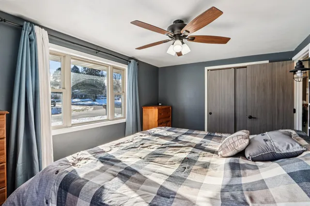 $325,000 | W1083 Lake Drive, Auburn, WI 53010