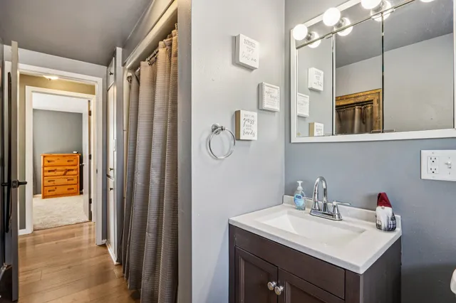 $325,000 | W1083 Lake Drive, Auburn, WI 53010