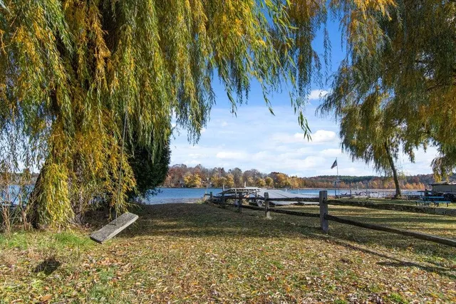 $325,000 | W1083 Lake Drive, Auburn, WI 53010