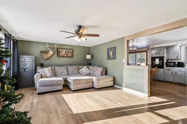 $325,000 | W1083 Lake Drive, Auburn, WI 53010