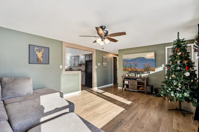 $325,000 | W1083 Lake Drive, Auburn, WI 53010