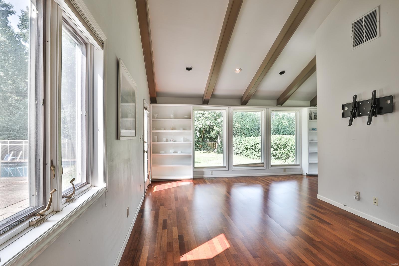2 Lynnbrook Road St. Louis, MO 63131 - Photo 16 of 36 Gallery Image 16