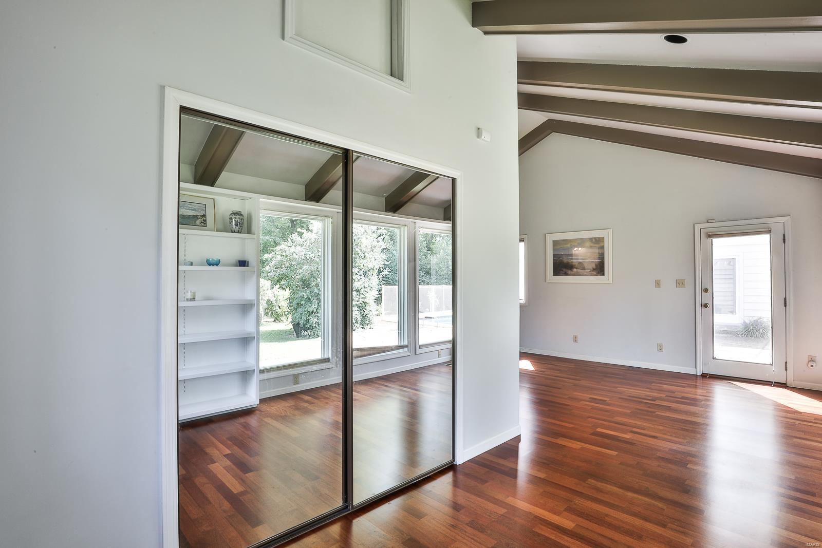 2 Lynnbrook Road St. Louis, MO 63131 - Photo 17 of 36 Gallery Image 17