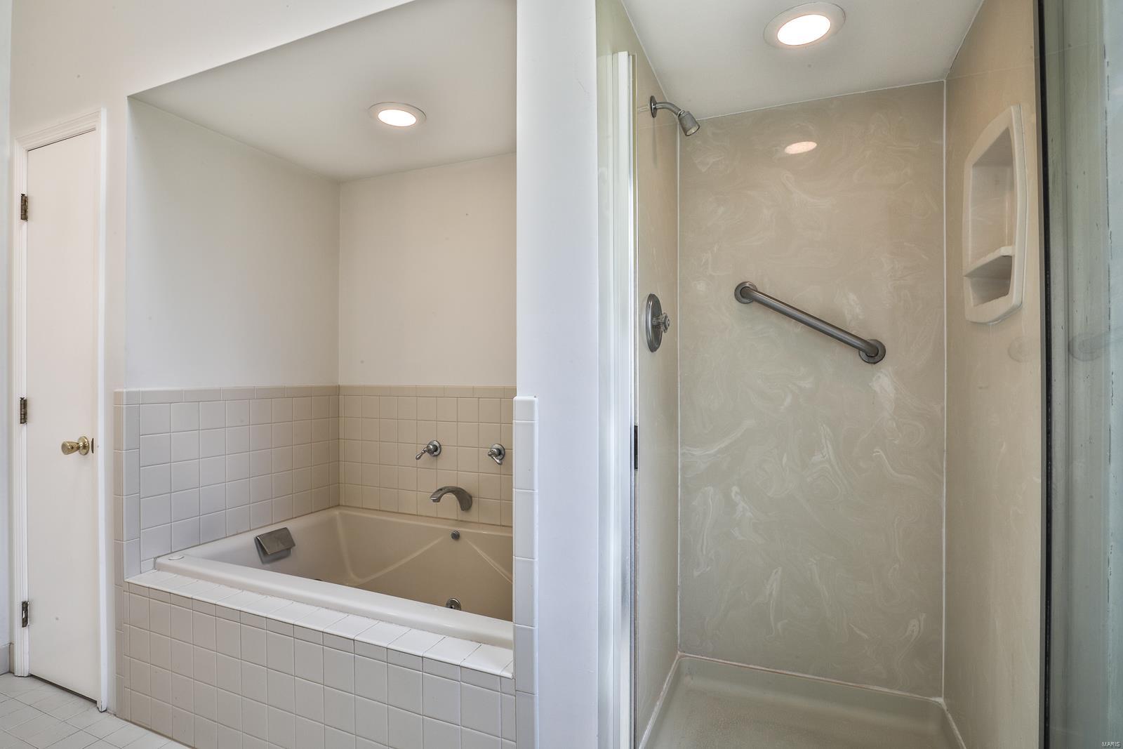 2 Lynnbrook Road St. Louis, MO 63131 - Photo 19 of 36 Gallery Image 19