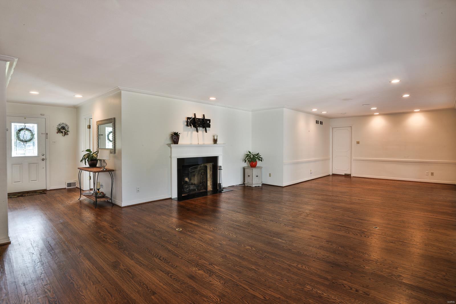 2 Lynnbrook Road St. Louis, MO 63131 - Photo 4 of 36 Gallery Image 4