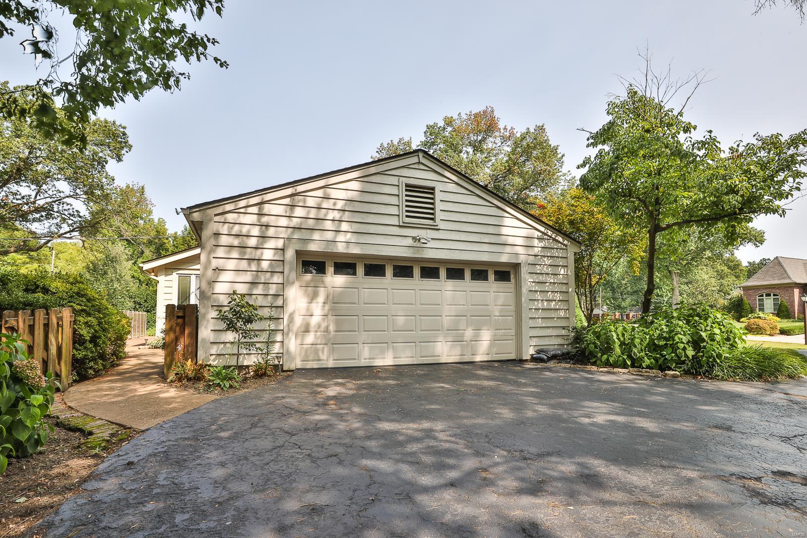 2 Lynnbrook Road St. Louis, MO 63131 - Photo 34 of 36 Gallery Image 34