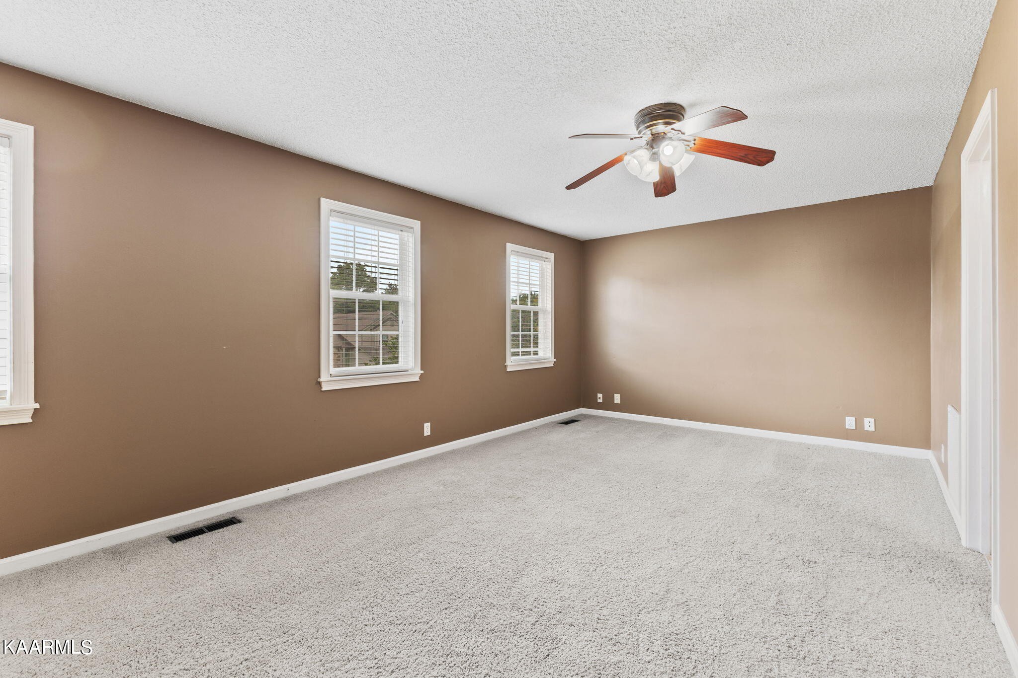 931 Pintail Road Knoxville, TN 37934 - Photo 27 of 51 a view of an empty room with a window