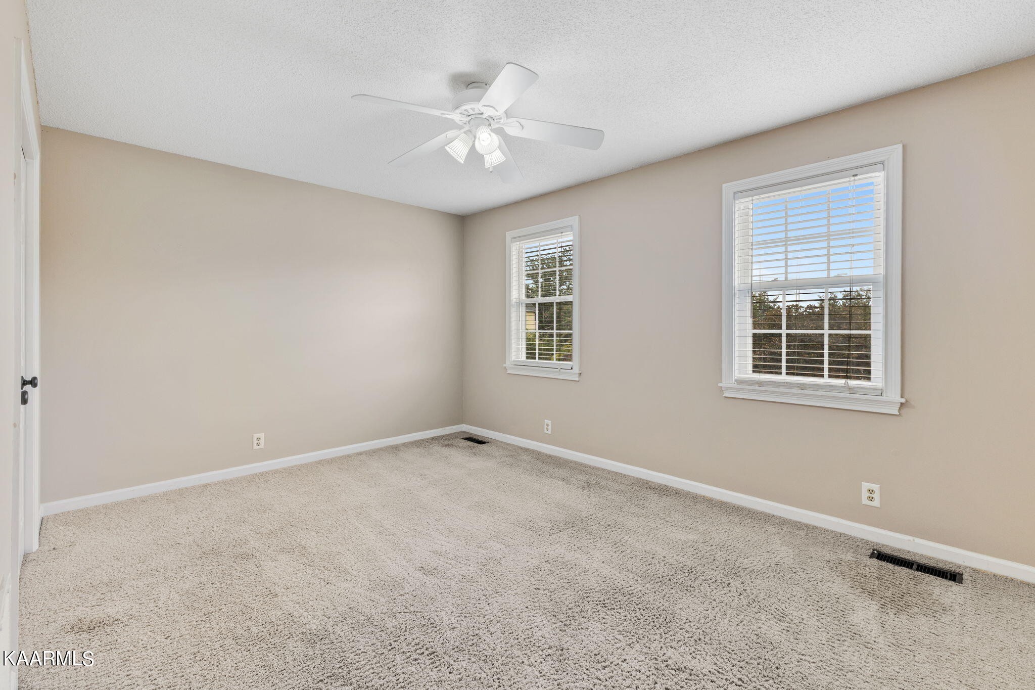 931 Pintail Road Knoxville, TN 37934 - Photo 33 of 51 a view of an empty room with a window
