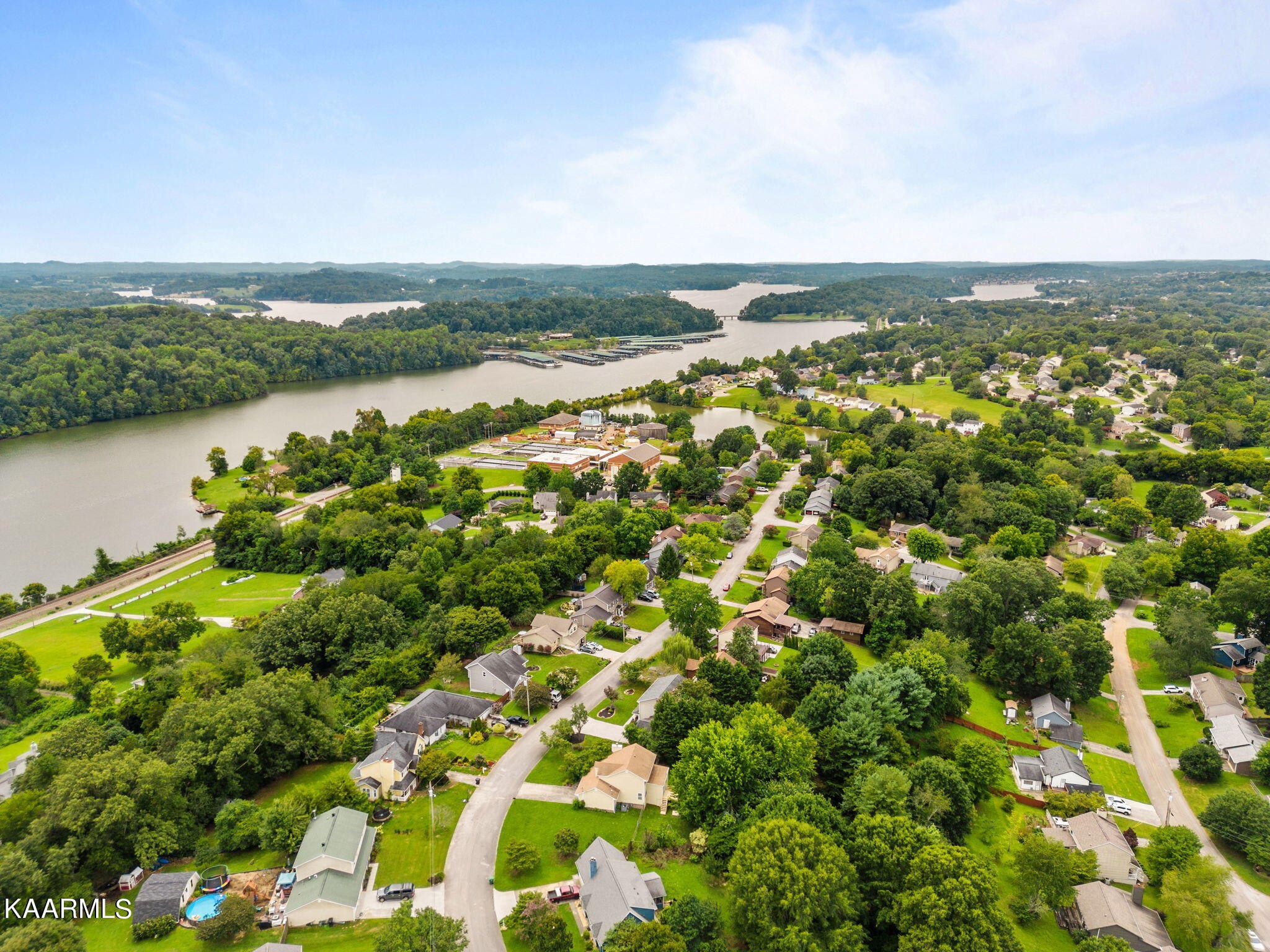 931 Pintail Road Knoxville, TN 37934 - Photo 46 of 51 an aerial view of residential building and lake