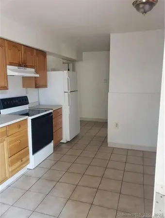 $975 | 1469 Thomaston Avenue, Waterbury, CT 06704