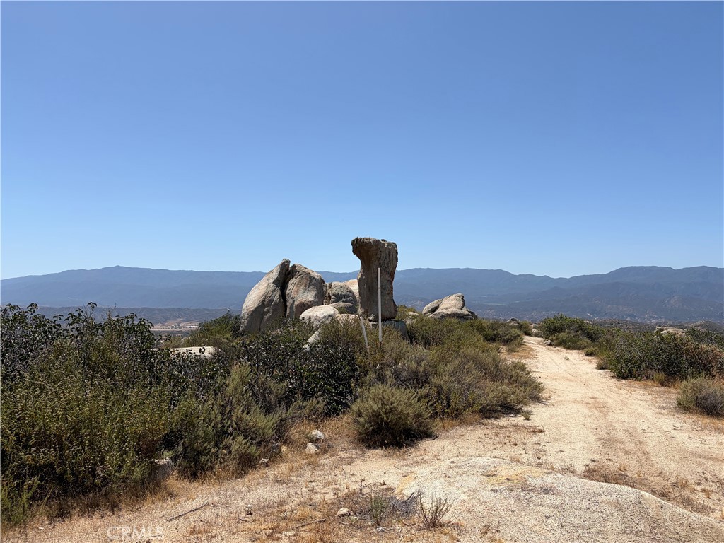 11 Sage Road Hemet, CA 92544 - Photo 2 of 4 a view of a sky from a yard
