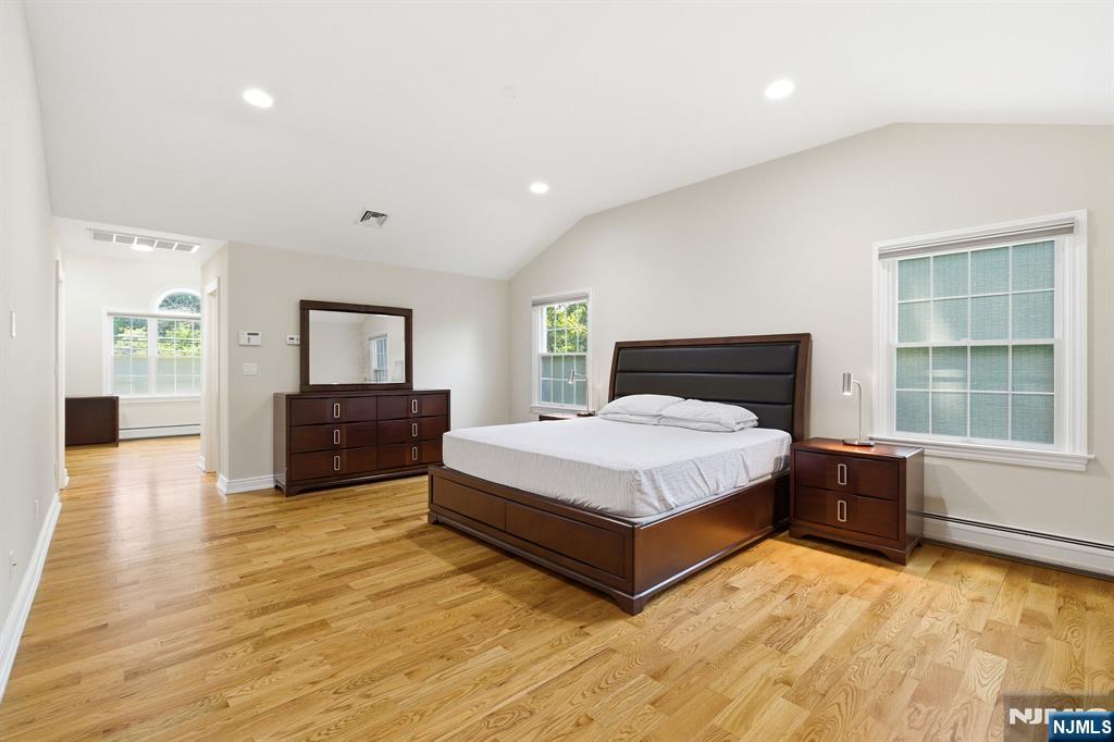 42 Spring Valley Road Montvale, NJ 07645 - Photo 15 of 50