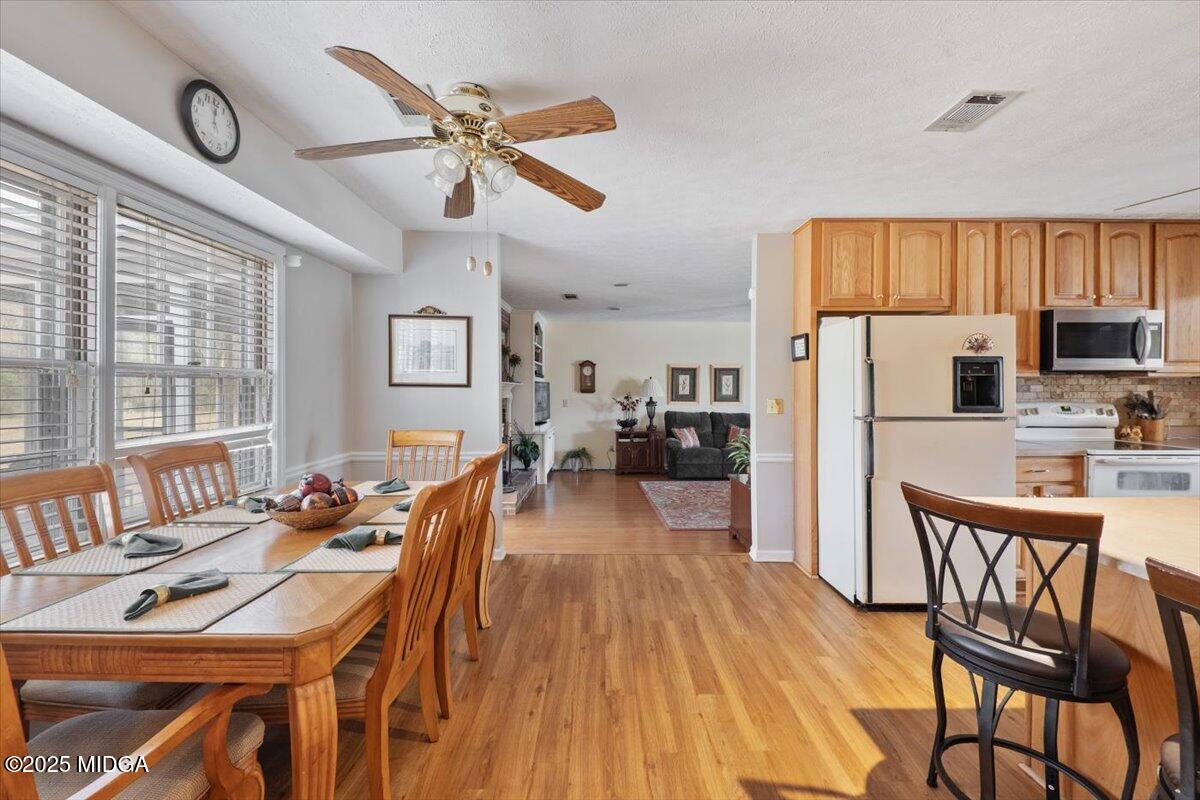 530 Stone Edge Road Macon, GA 31210 - Photo 7 of 45 Kitchen/ Breakfast Area