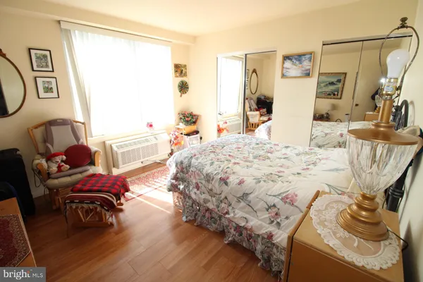 $275,000 | 9701 Fields Road, Unit 407, Gaithersburg, MD 20878