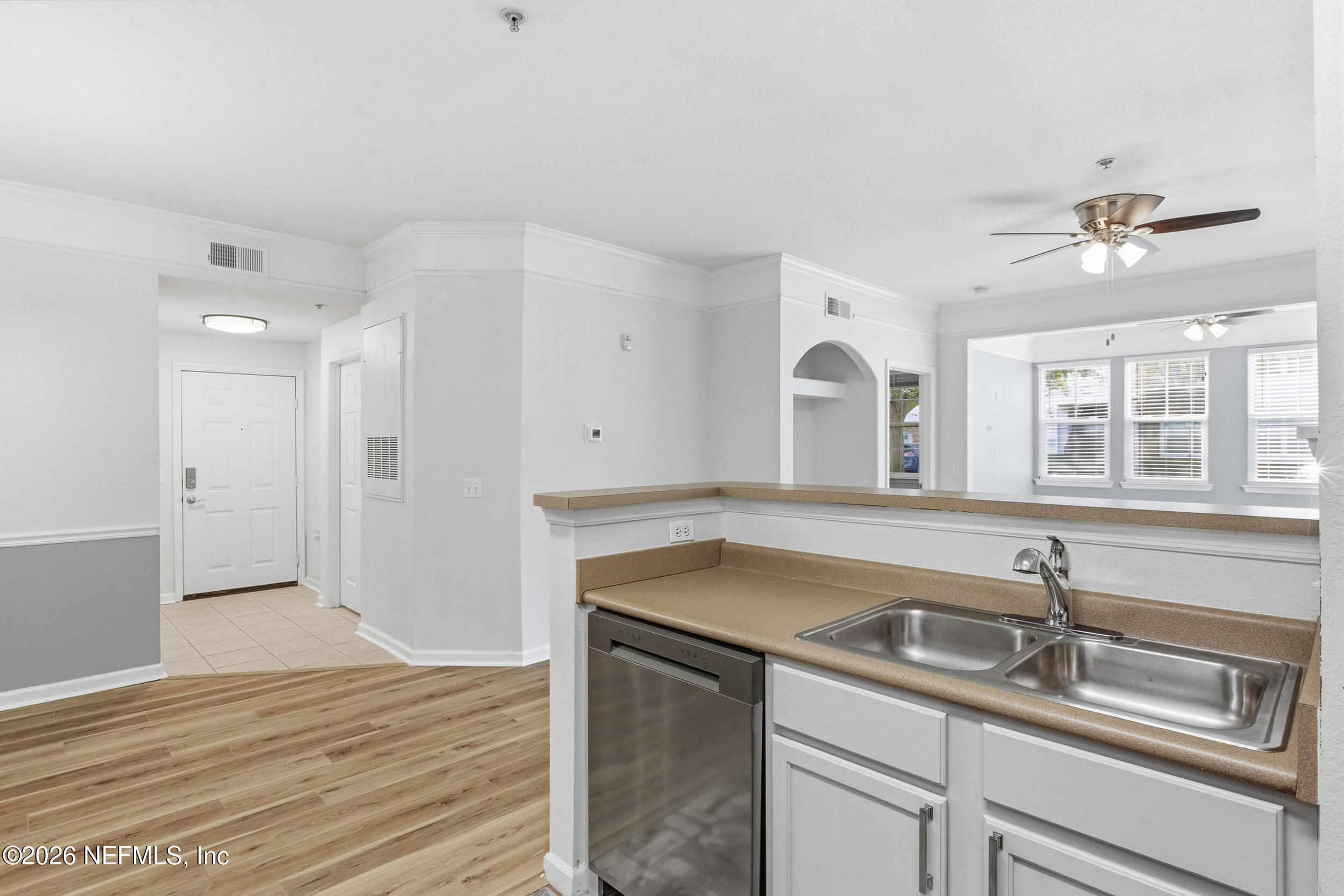 8550 Touchton Road, Unit 111 Jacksonville, FL 32216 - Photo 8 of 36 8550 Touchton Road Unit 111