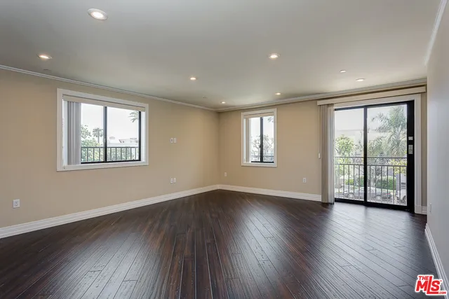 $6,150 | 1211 9th Street, Unit 200, Santa Monica, CA 90401