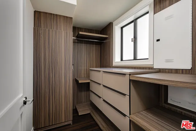 $6,150 | 1211 9th Street, Unit 200, Santa Monica, CA 90401