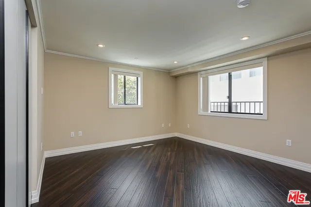 $6,150 | 1211 9th Street, Unit 200, Santa Monica, CA 90401