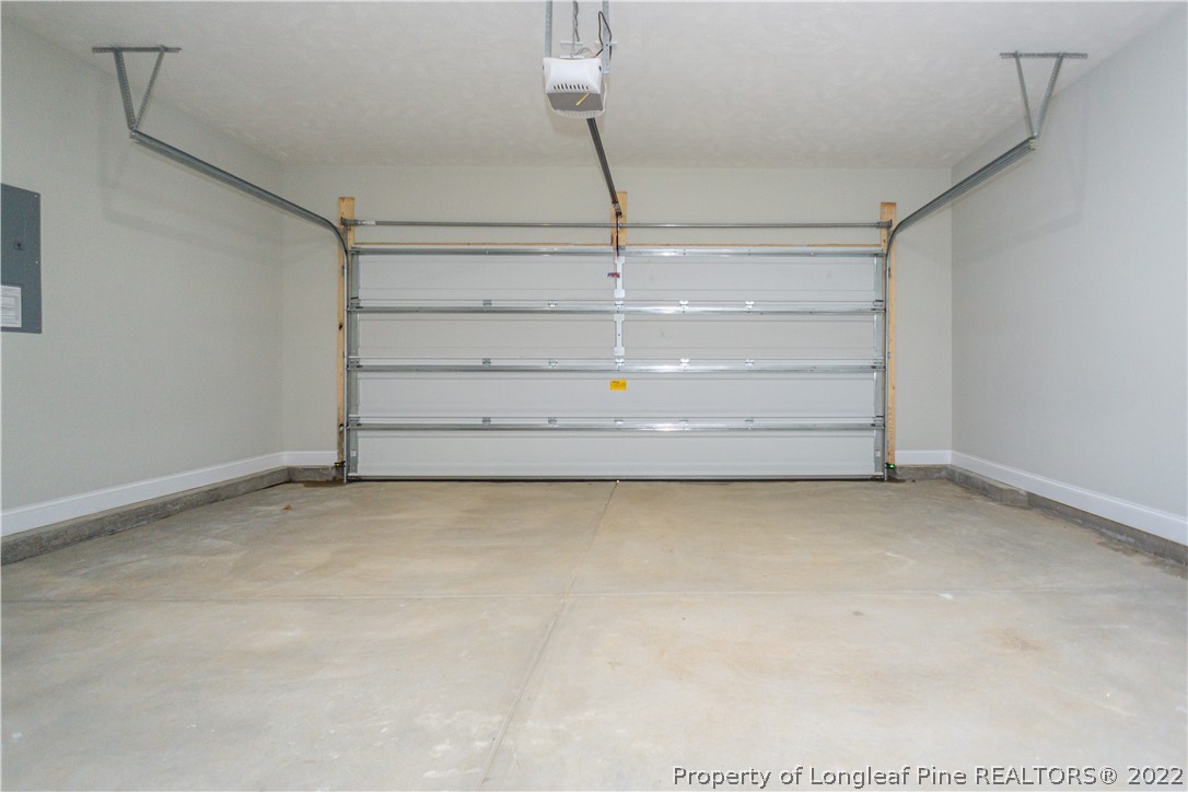 1628 Strickland Bridge Road Fayetteville, NC 28304 - Photo 4 of 34 a view of an empty room