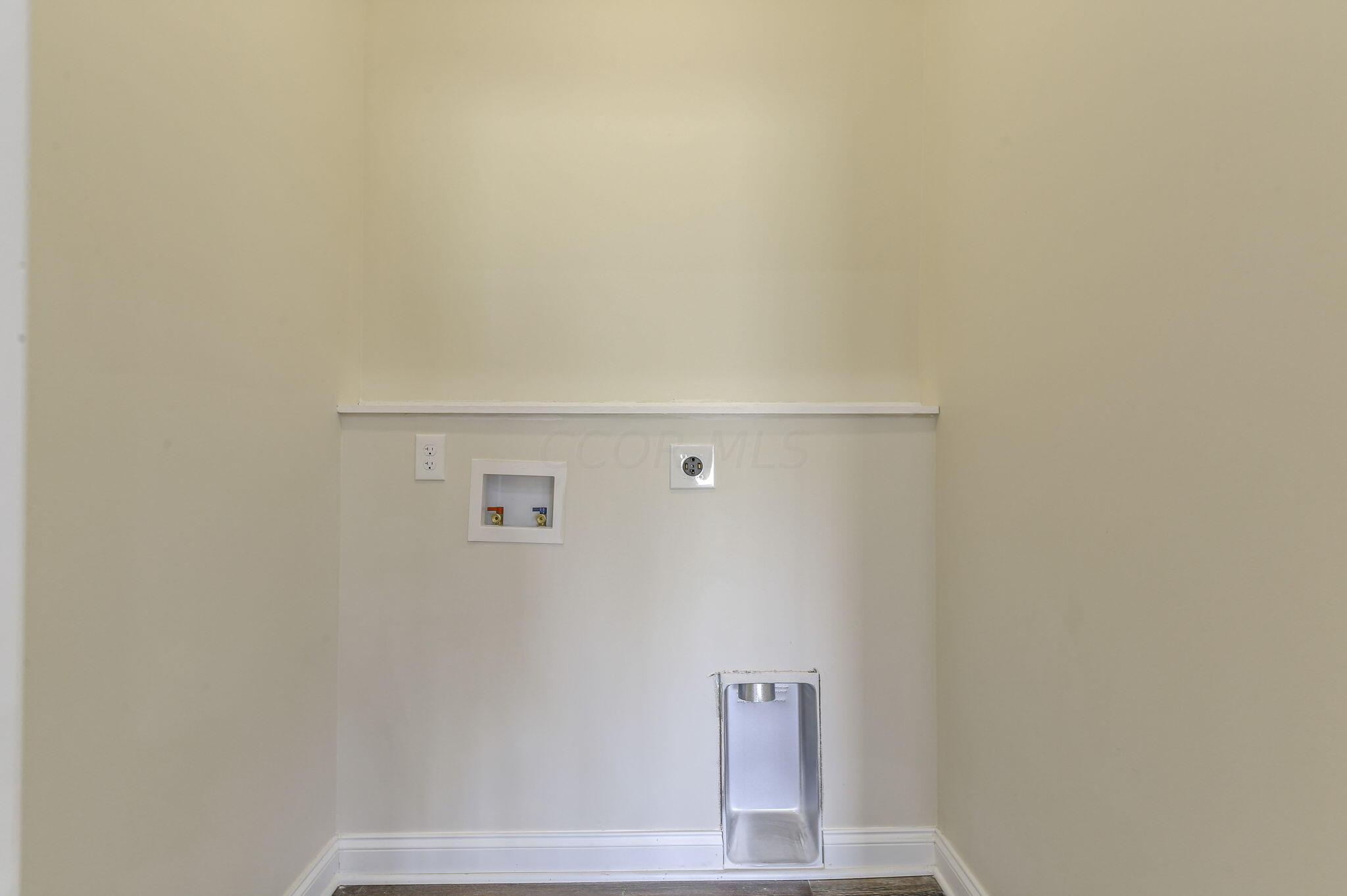 1549 Delbert Road Columbus, OH 43219 - Photo 22 of 50 22-web-or-mls-5D9A3836
