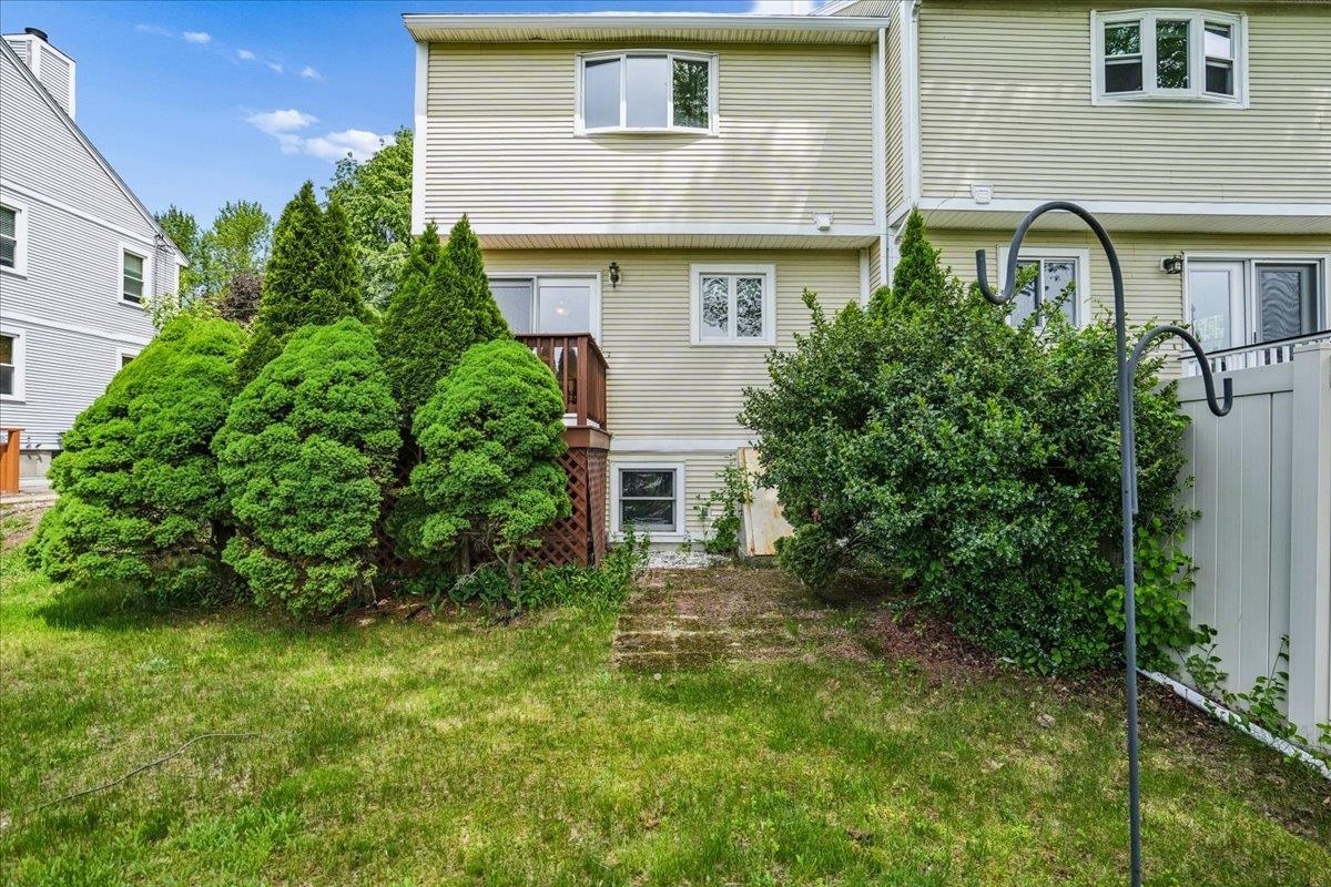 68 Emerald Street Manchester, NH 03103 - Photo 45 of 54