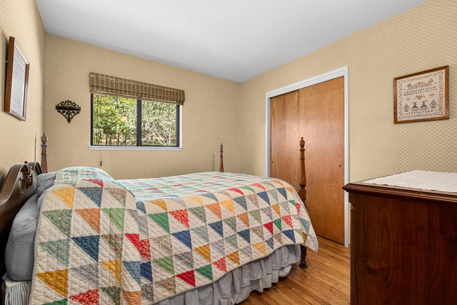 3099 Briw Road Placerville, CA 95667 - Photo 35 of 47 a bedroom with a bed and a window