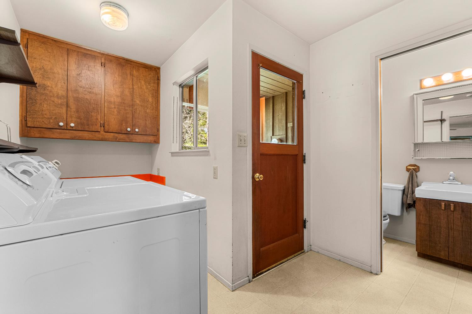 3099 Briw Road Placerville, CA 95667 - Photo 39 of 47 a utility room with dryer and washer