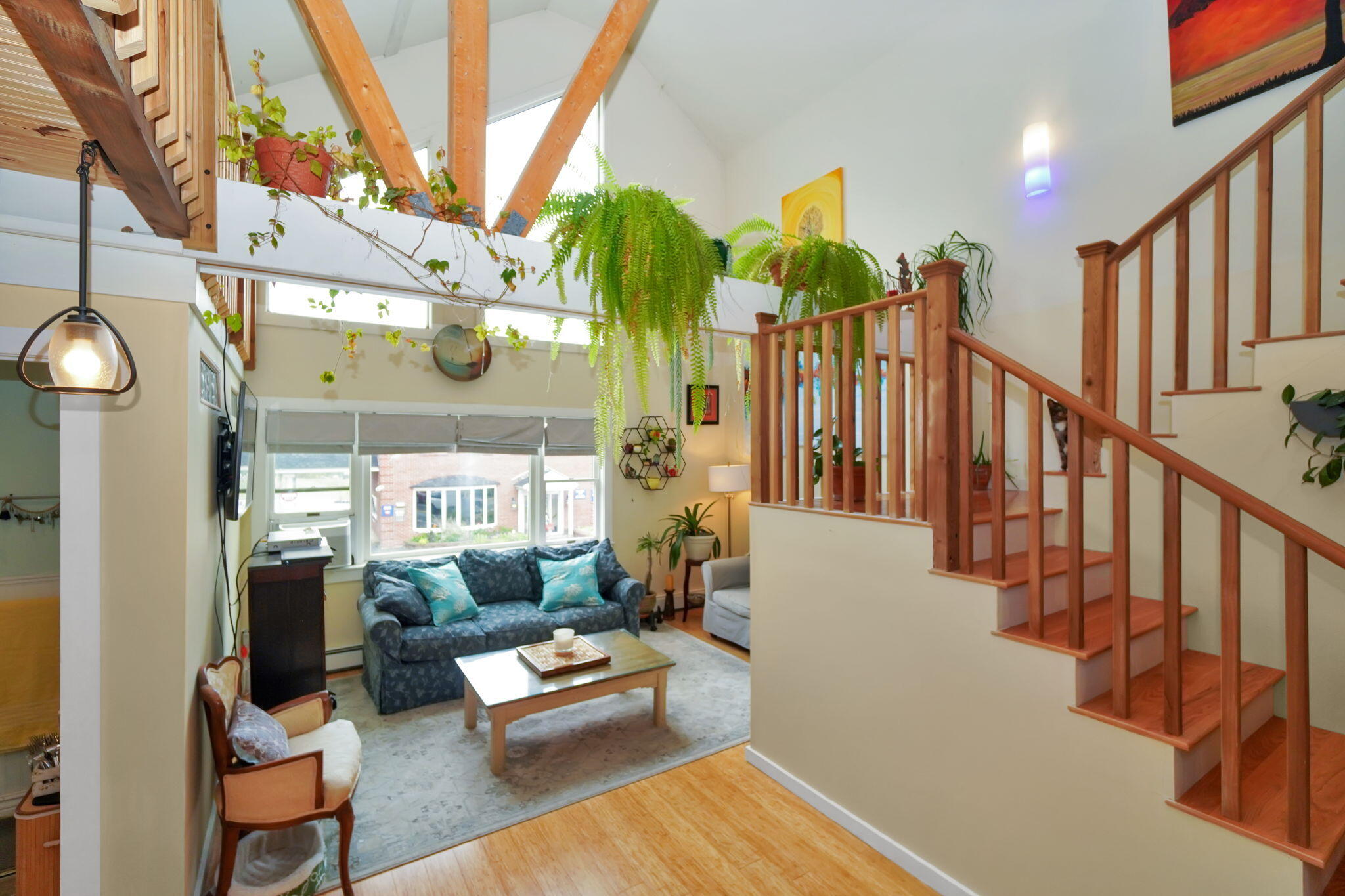 93 Main Street, Unit 2 Damariscotta, ME 04543 - Photo 17 of 42 17-web-or-mls-DSC07877