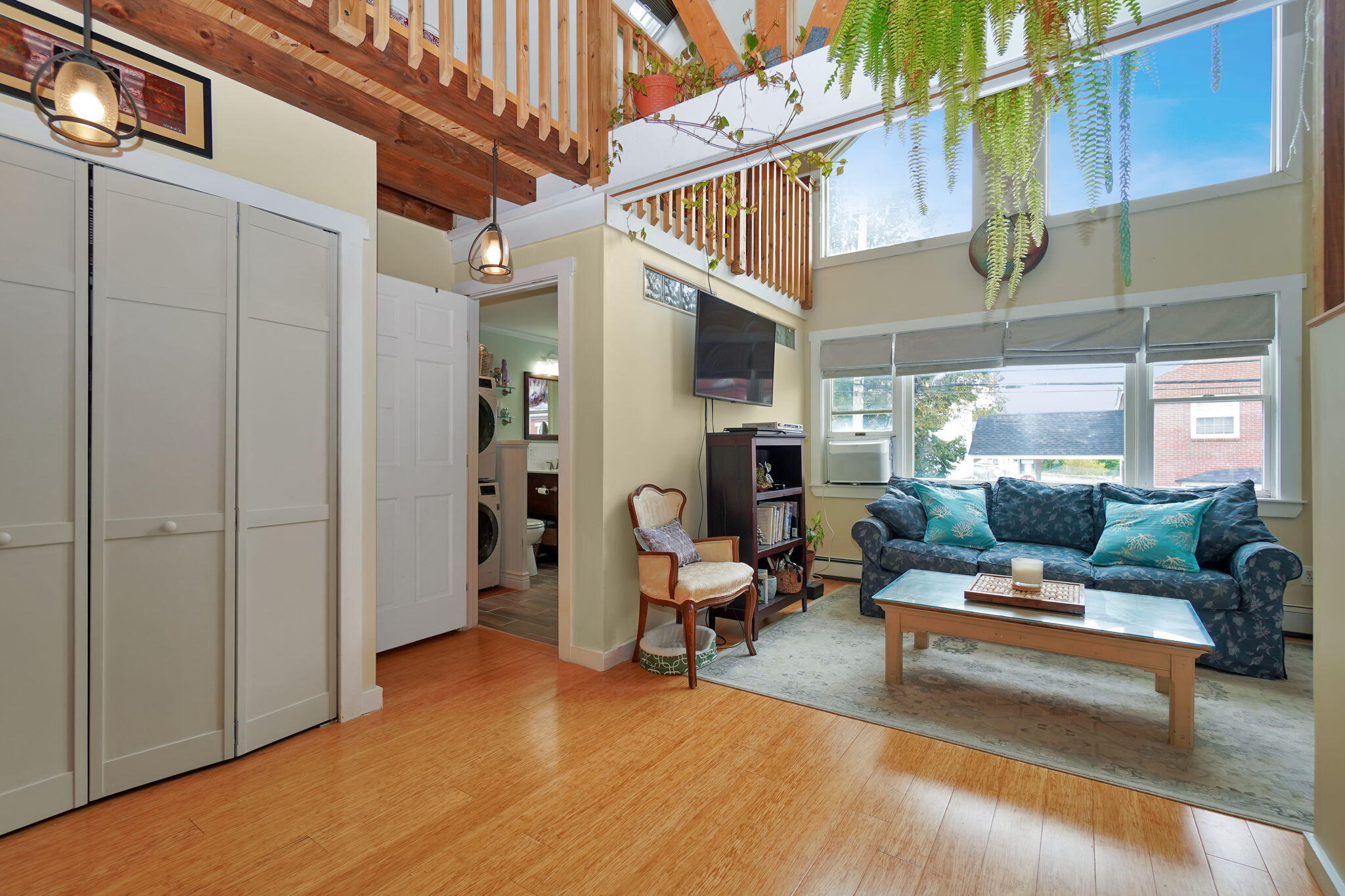 93 Main Street, Unit 2 Damariscotta, ME 04543 - Photo 20 of 42 20-web-or-mls-DSC07875