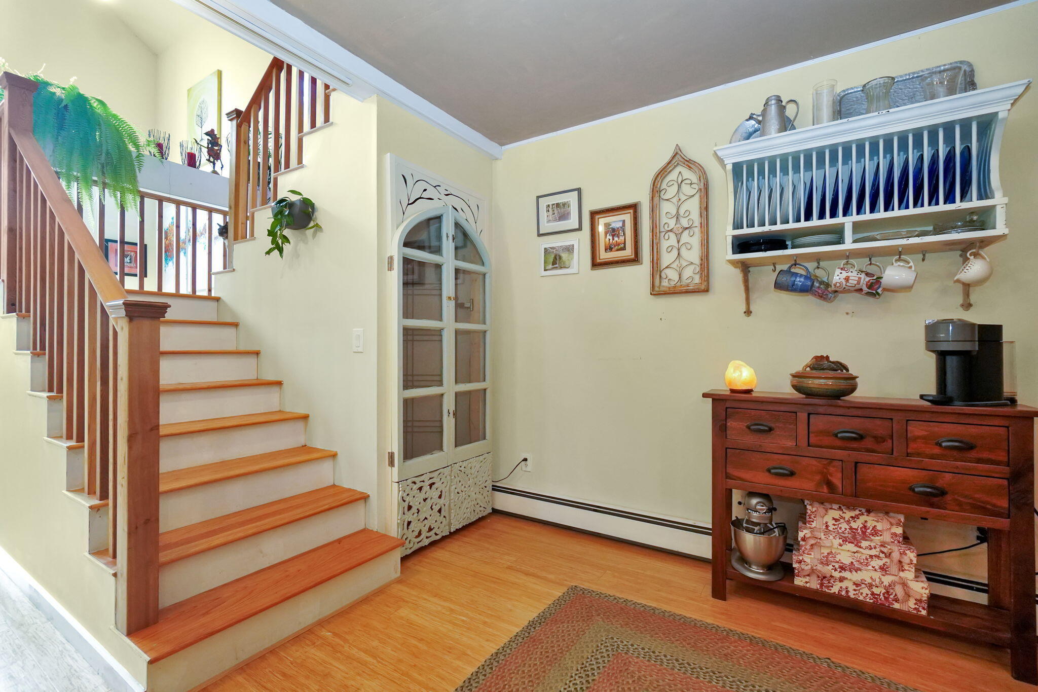 93 Main Street, Unit 2 Damariscotta, ME 04543 - Photo 23 of 42 23-web-or-mls-DSC07874