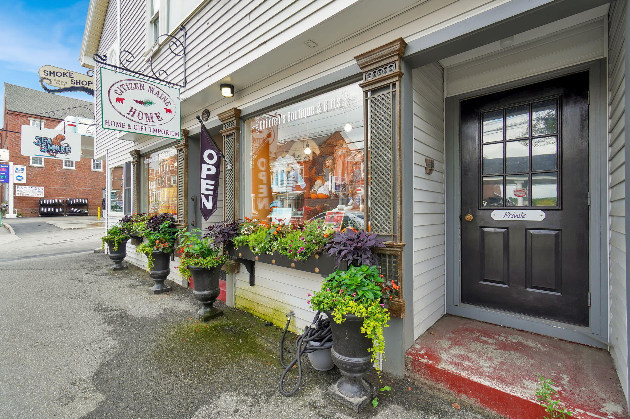 93 Main Street, Unit 2 Damariscotta, ME 04543 - Photo 3 of 42 3-web-or-mls-DSC07919