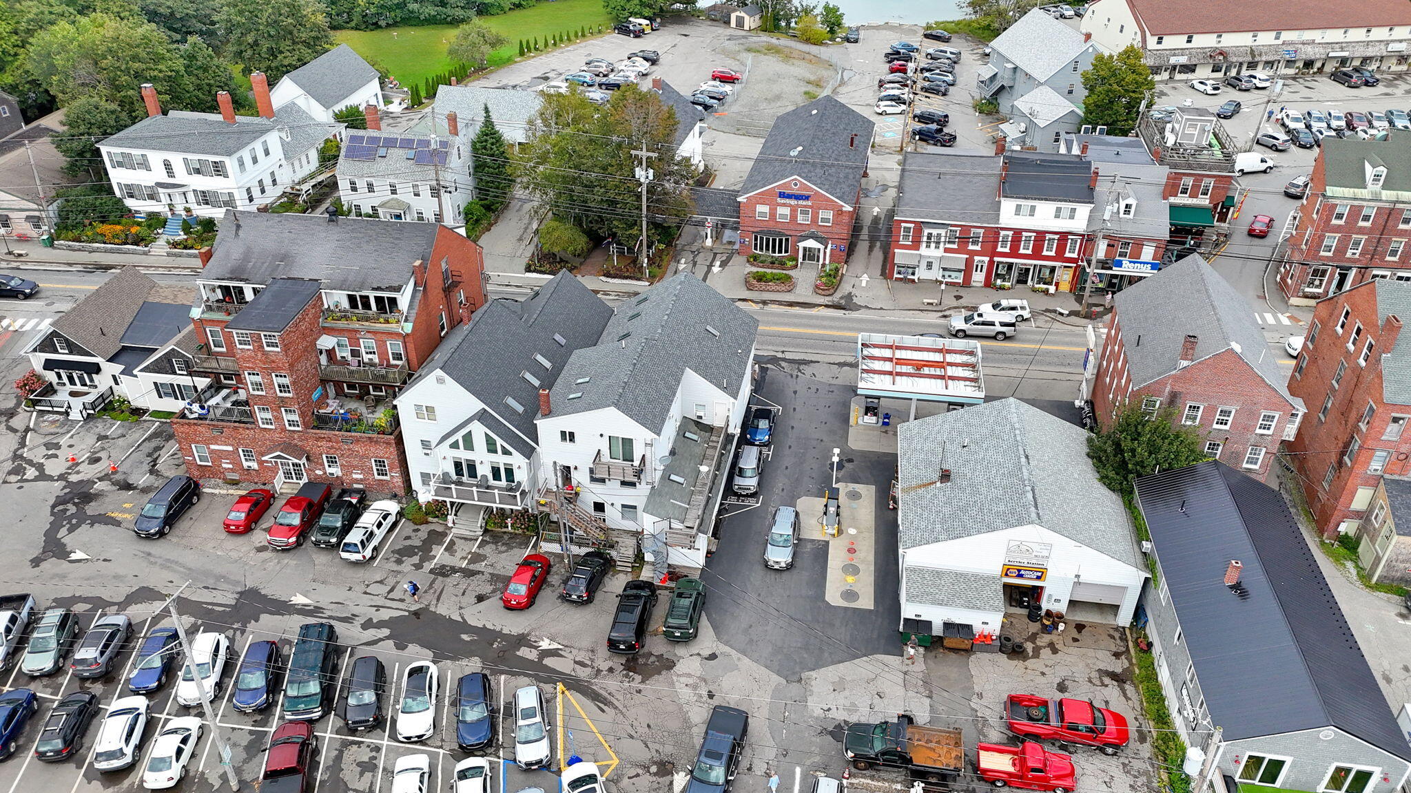 93 Main Street, Unit 2 Damariscotta, ME 04543 - Photo 39 of 42 39-web-or-mls-DJI_20230913135010_0112_D