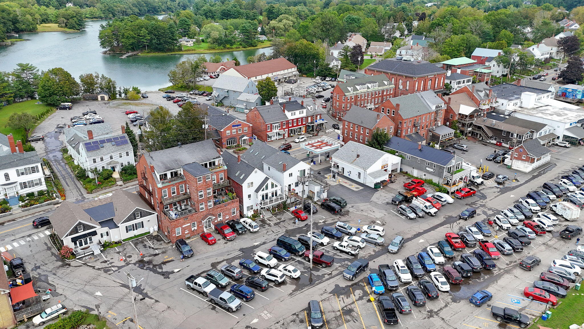 93 Main Street, Unit 2 Damariscotta, ME 04543 - Photo 40 of 42 40-web-or-mls-DJI_20230913135029_0113_D